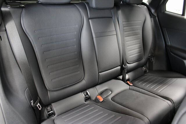 2024 Mercedes-Benz GLC GLC 300