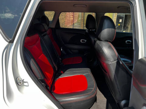 2017 Kia Soul +
