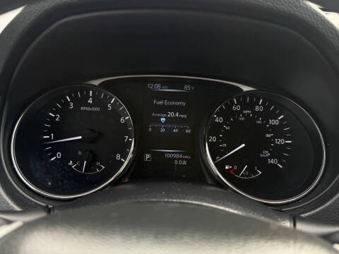 2016 Nissan Rogue S