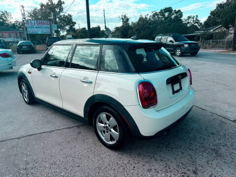 2016 MINI Hardtop 4 Door Cooper