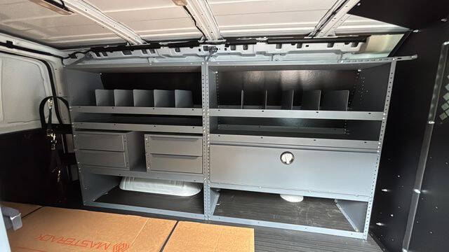 2025 Chevrolet Express 2500