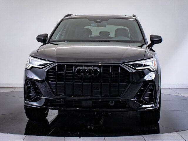2025 Audi Q3 quattro S line Prem Plus 45 TFSI