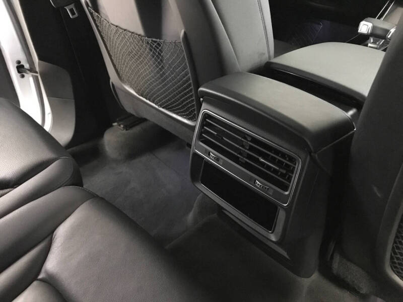 2022 Audi Q7 quattro Premium Plus 45 TFSI