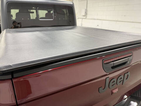 2022 Jeep Gladiator Willys