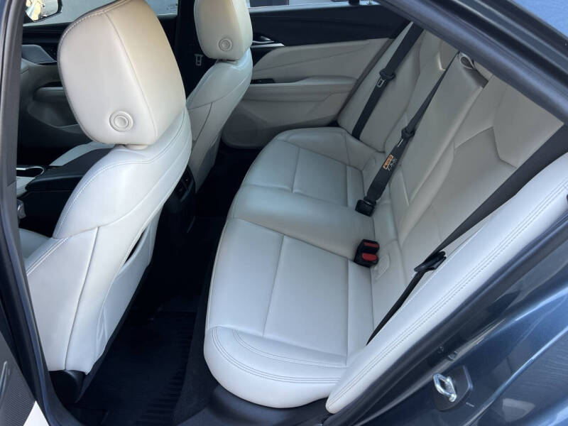 2022 Cadillac CT4 Luxury