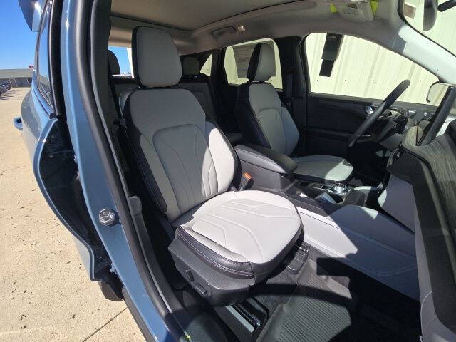 2025 Ford Escape Plug-In Hybrid PHEV