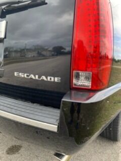 2011 Cadillac Escalade ESV  - $11,950