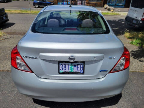 2012 Nissan Versa