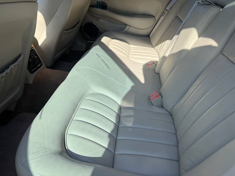 2000 Jaguar XJ-Series XJ8