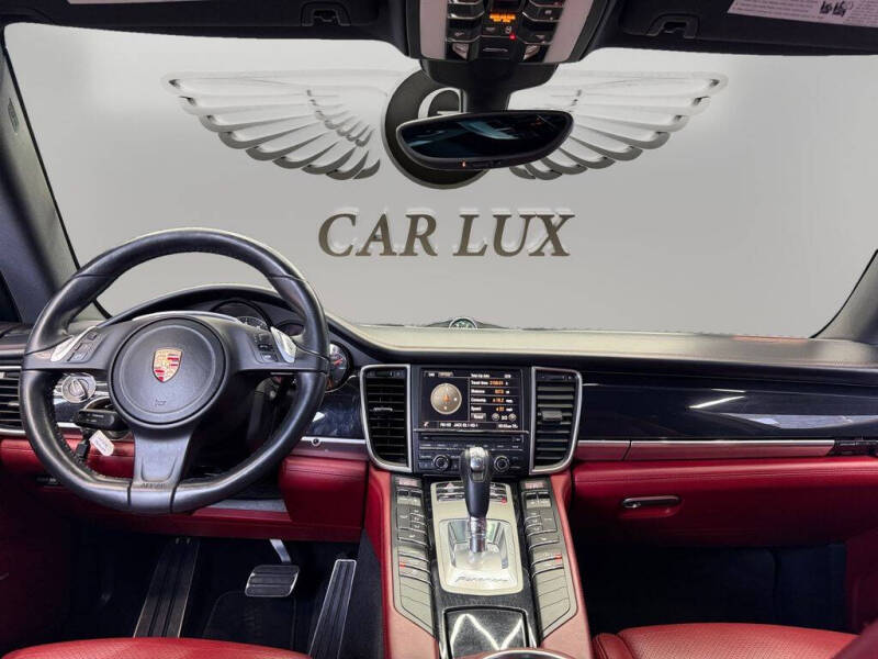2015 Porsche Panamera