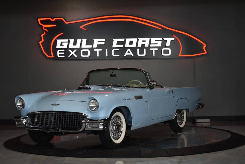 1957 Ford Thunderbird