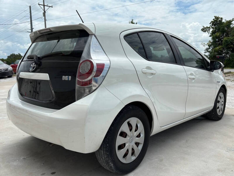 2013 Toyota Prius c