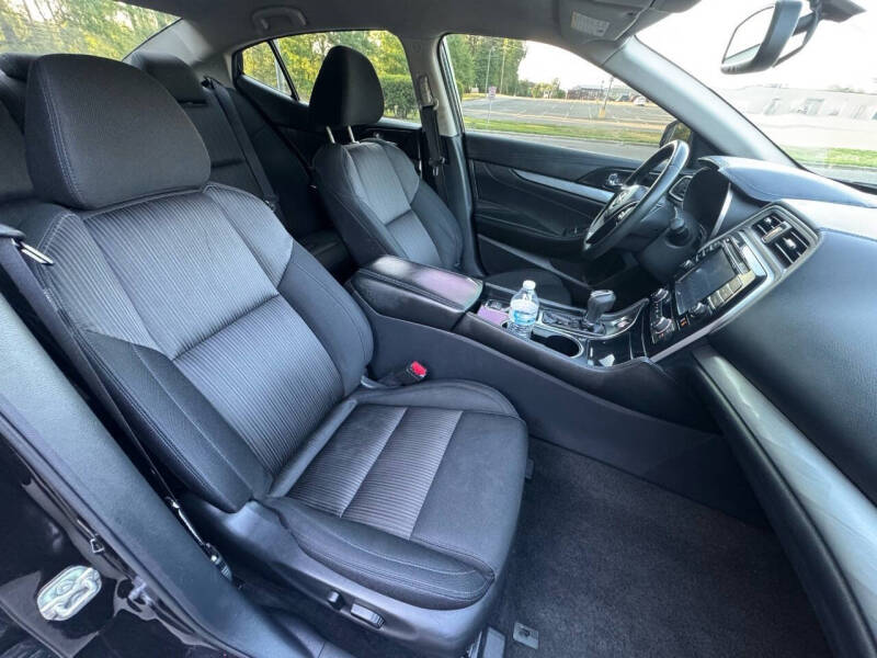 2017 Nissan Maxima 3.5 S