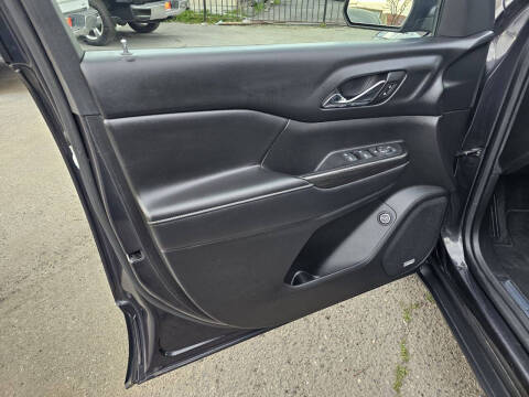 2017 GMC Acadia SLT-1