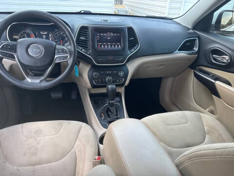 2019 Jeep Cherokee Latitude