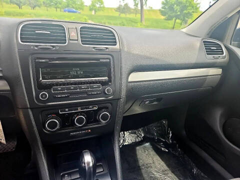 2013 Volkswagen Golf 2.5L PZEV