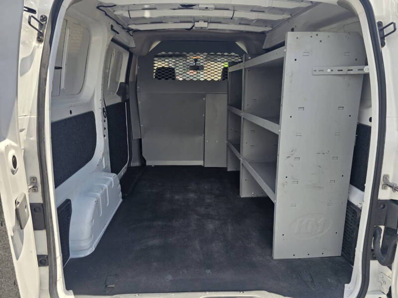 2020 Nissan NV200 SV