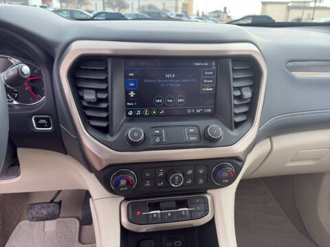 2021 GMC Acadia Denali