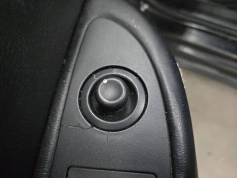 2012 Dodge Avenger SE V6