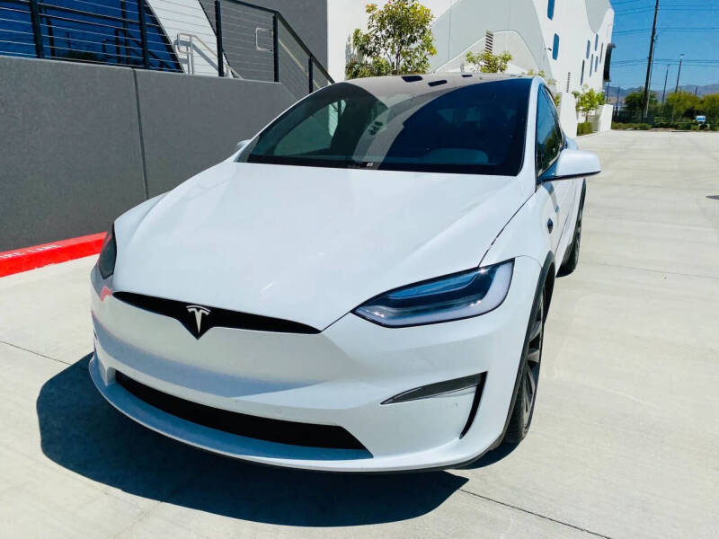 2023 Tesla Model X Standard Range