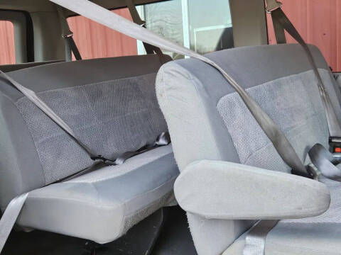 2006 Ford E-Series E-350 SD XLT