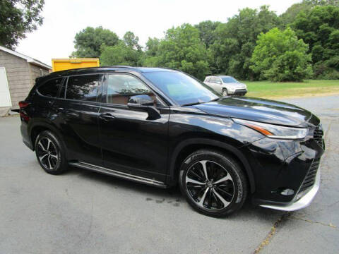 2022 Toyota Highlander XSE