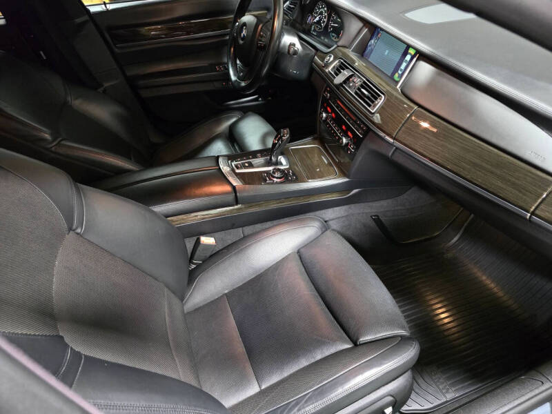 2013 BMW 7 Series