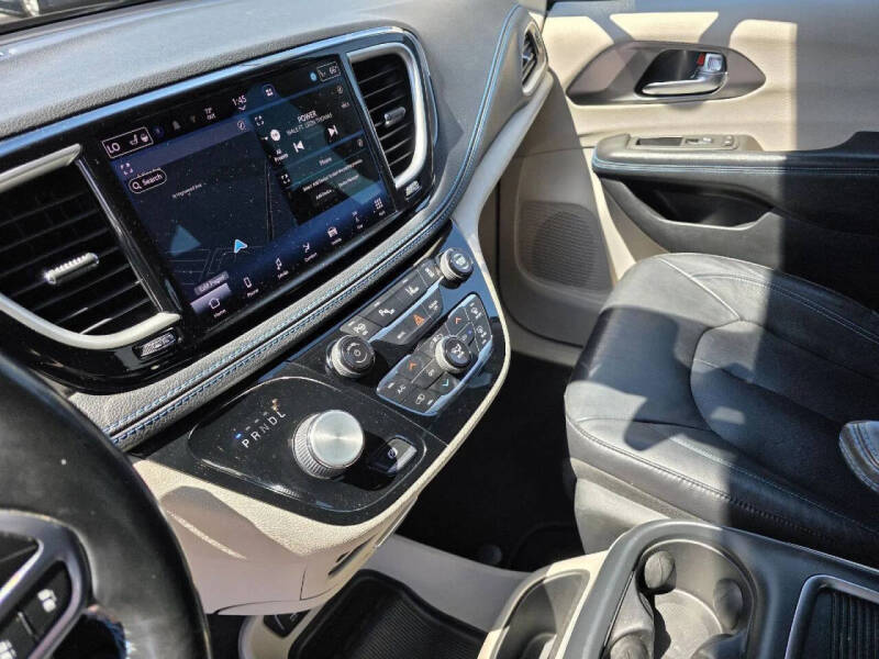 2021 Chrysler Pacifica Hybrid Touring L