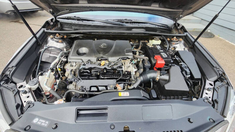 2018 Toyota Camry SE