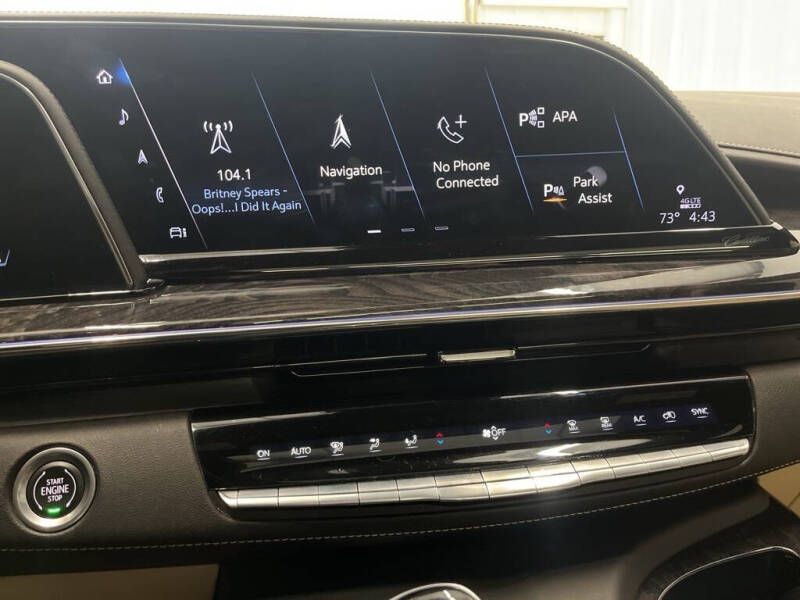 2022 Cadillac Escalade ESV Premium Luxury