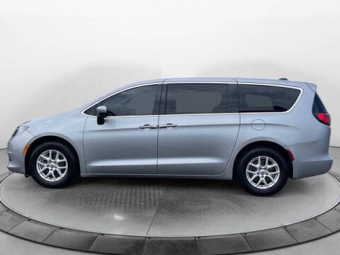 2021 Chrysler Voyager LX