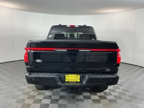 2025 Ford F-150 Lightning Platinum