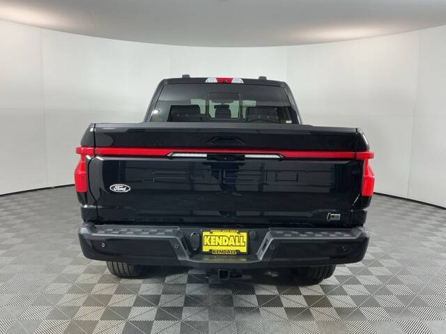 2025 Ford F-150 Lightning Platinum