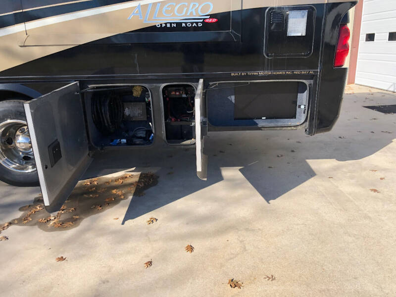 2012 Tiffin Allegro RED