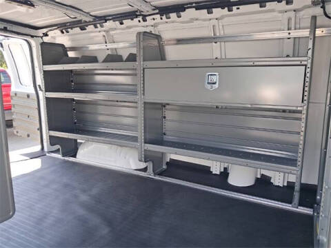 2025 Chevrolet Express 2500