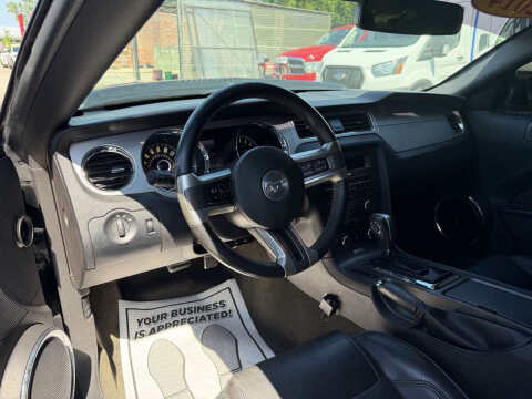 2014 Ford Mustang V6