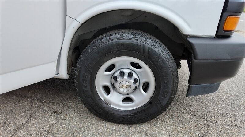 2022 Chevrolet Express 2500