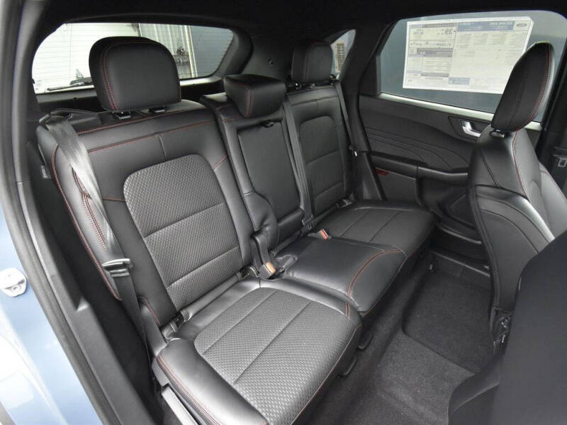 2026 Ford Escape Hybrid ST-Line Select