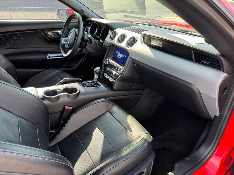 2017 Ford Mustang EcoBoost Premium