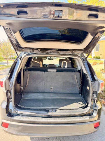 2014 Toyota Highlander LE