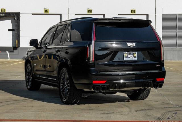 2023 Cadillac Escalade-V