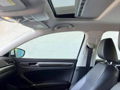 2016 Volkswagen Passat