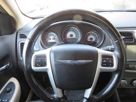 2011 Chrysler 200 Touring