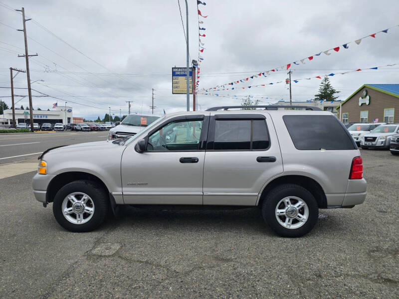 2004 Ford Explorer XLT