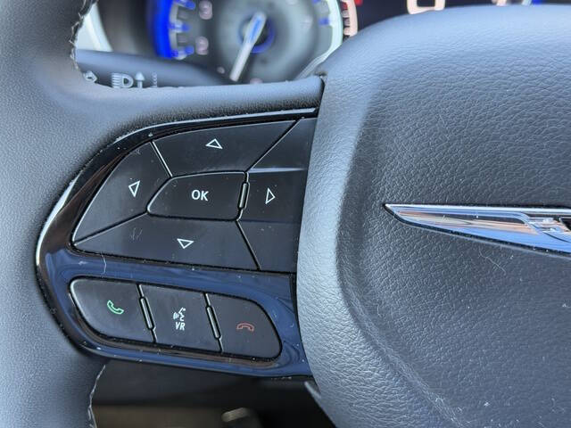 2023 Chrysler Pacifica Touring