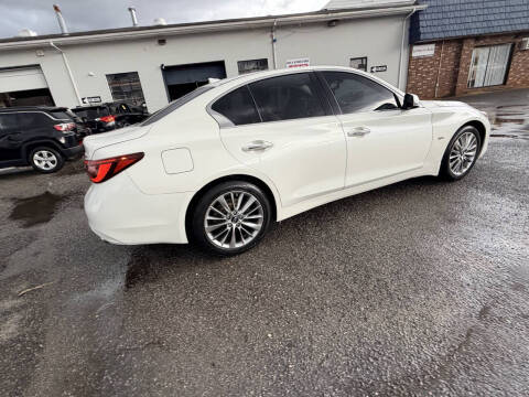 2018 Infiniti Q50 3.0T Luxe
