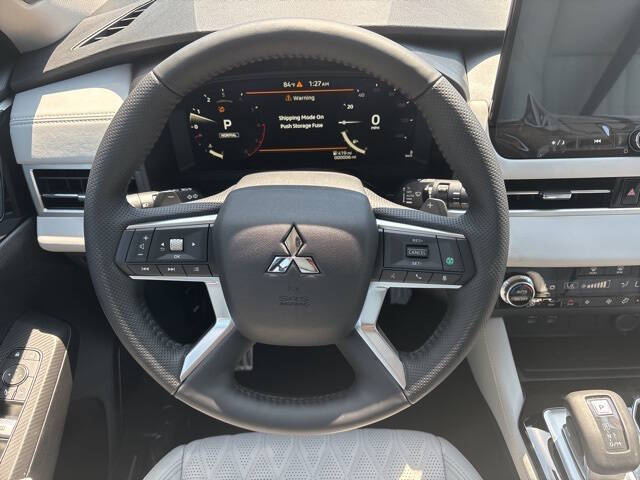 2025 Mitsubishi Outlander SEL