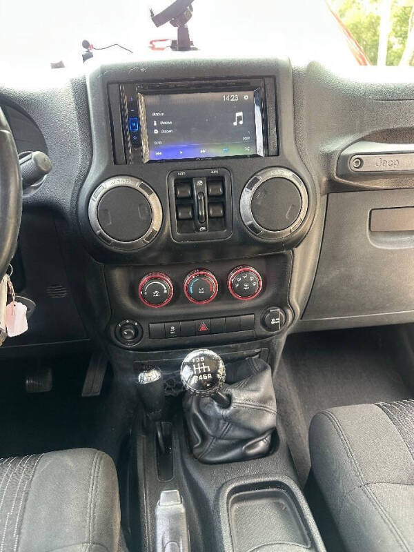 2012 Jeep Wrangler Unlimited Sport