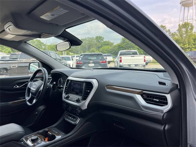 2023 GMC Acadia SLE