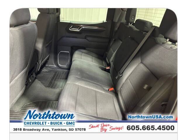 2024 GMC Sierra 1500 Elevation Standard